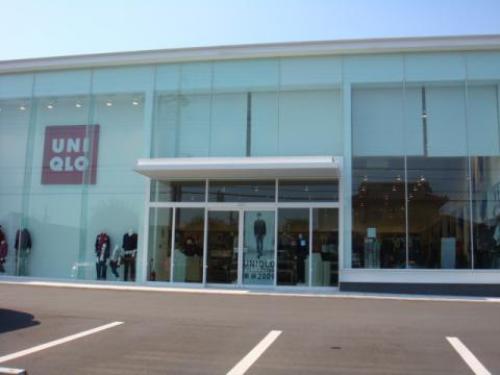 ユニクロ青梅店